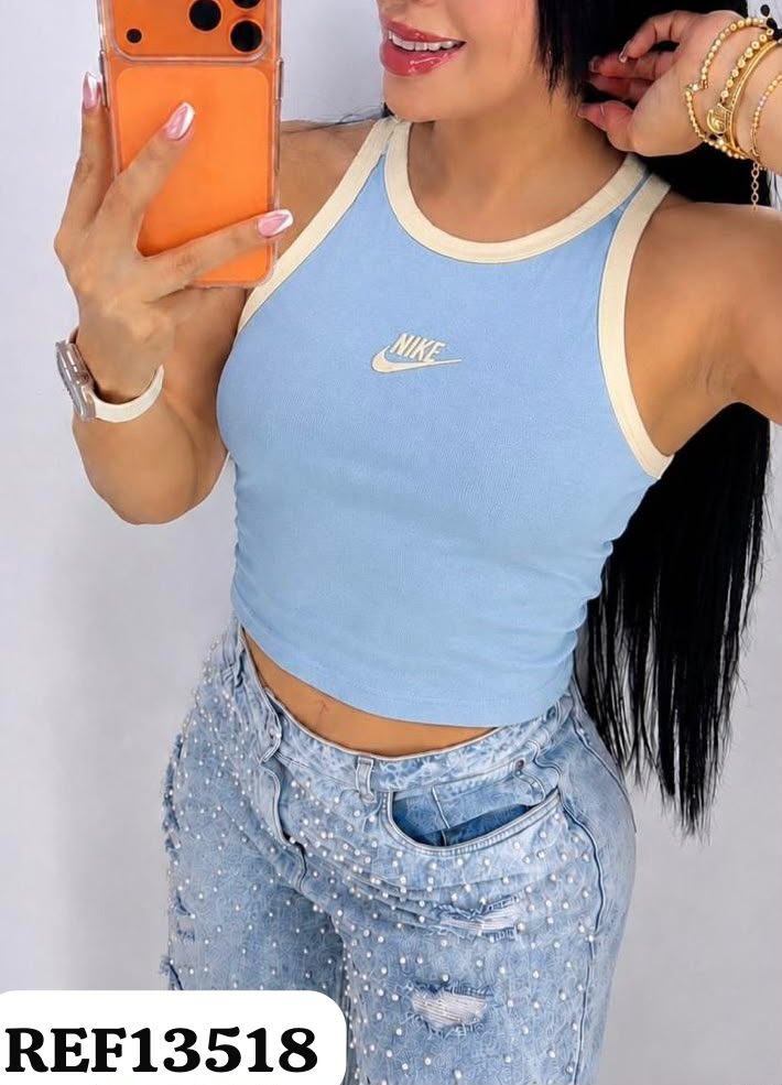 Blusa 33 · Ref. DEMO-B33
